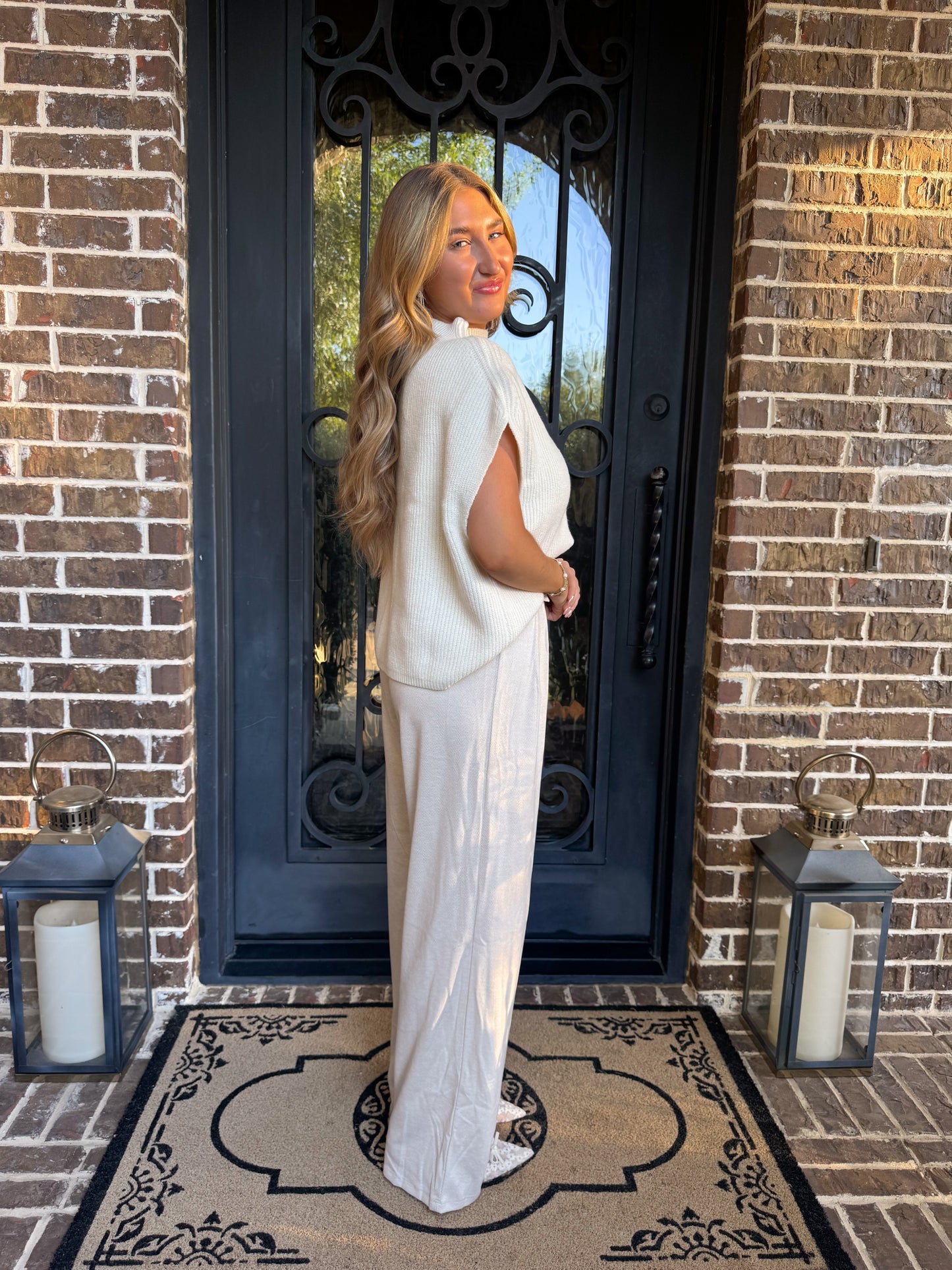 Elegant Ivory Trouser Pants
