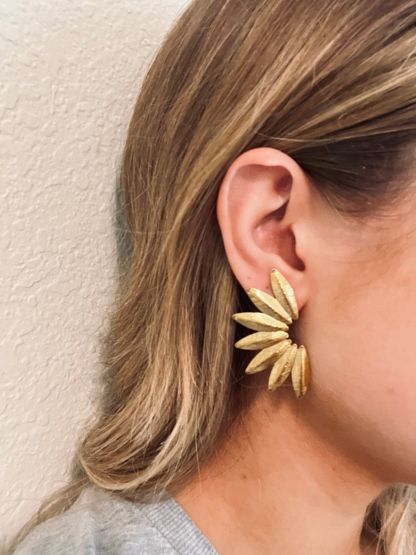 Staple Gold Leaf Fan Earrings