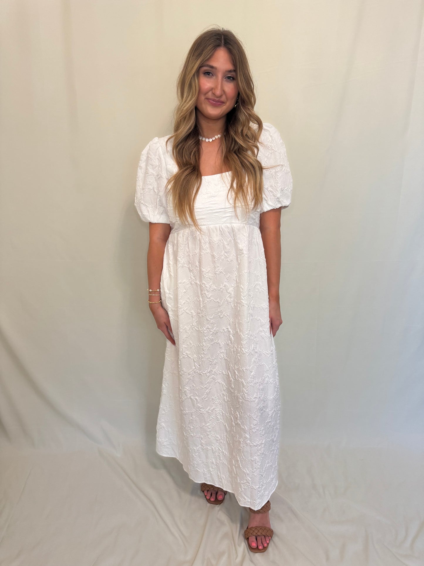 Elegant White Bow-Back Maxi Dress